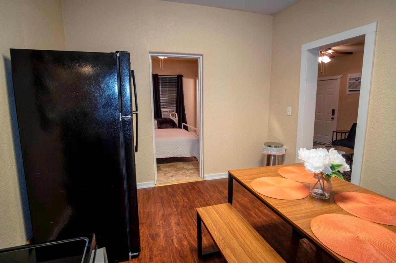 Cozy Downtown Guest House 2Br/1Ba Sleeps 8 圣安东尼奥 外观 照片