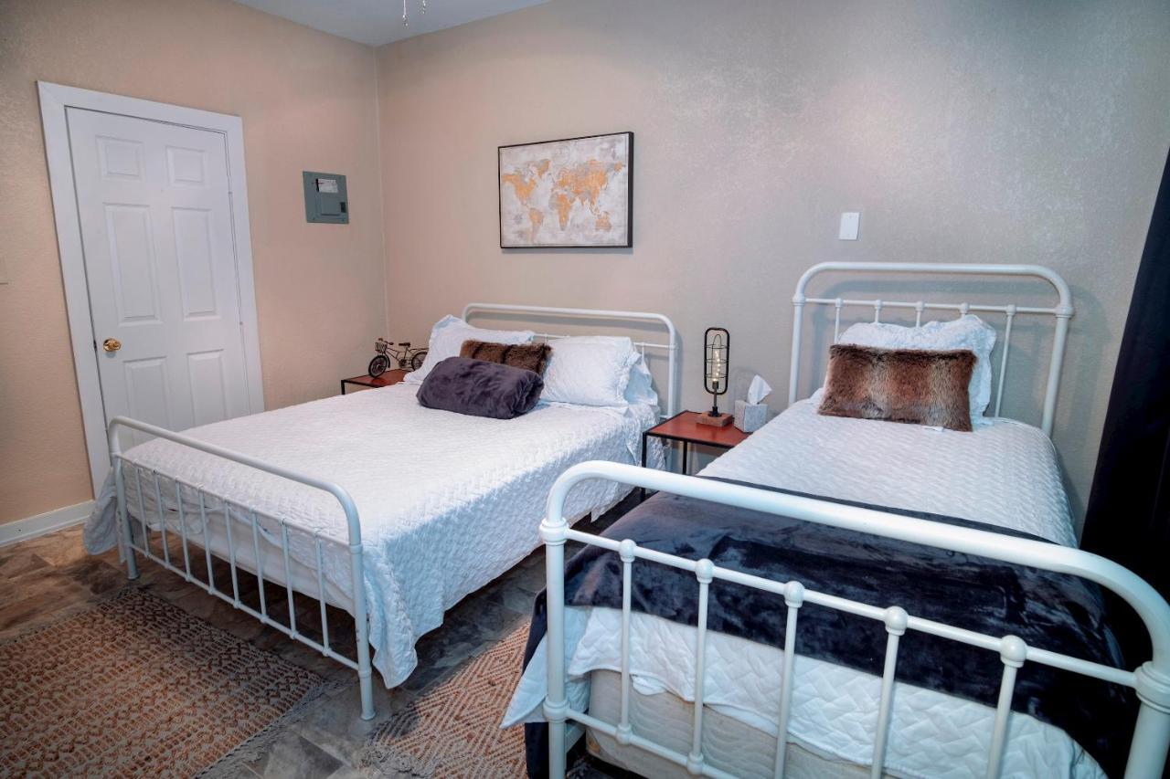 Cozy Downtown Guest House 2Br/1Ba Sleeps 8 圣安东尼奥 外观 照片